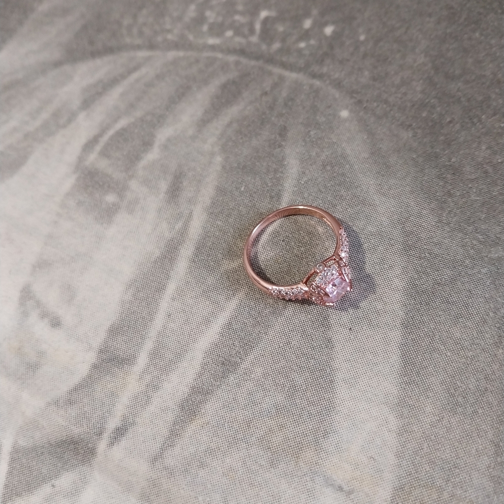Sterling Silver Ring - Picture 4 of 9